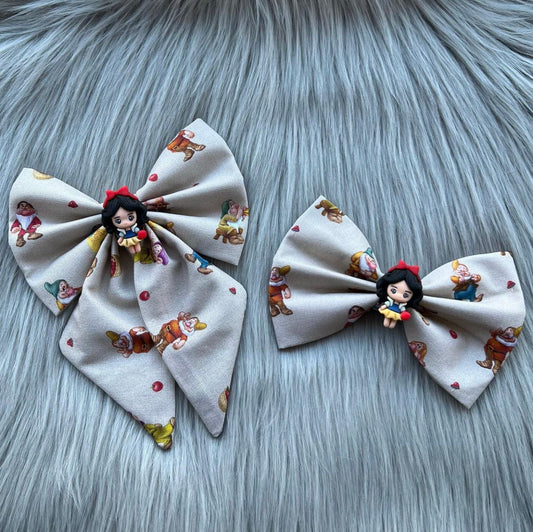 Snow White Bows